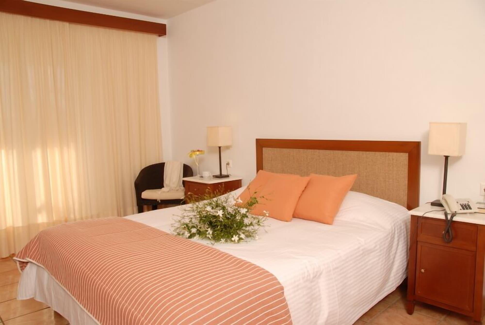 Bitzaro Grande Hotel & Suites Kalamákion Extérieur photo