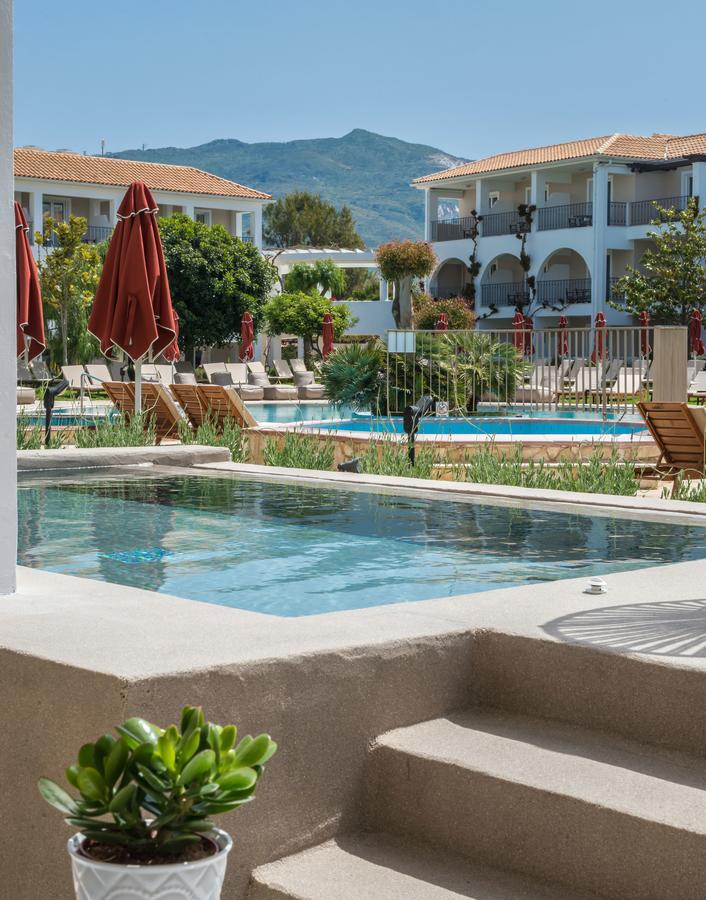 Bitzaro Grande Hotel & Suites Kalamákion Extérieur photo